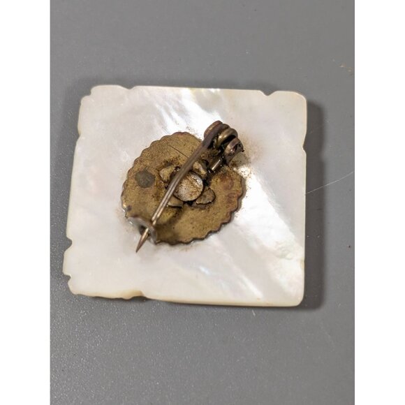 Antique Victorian Carved Style MOP Feather Leaf Pin Brooch C Clasp - Picture 6 of 9